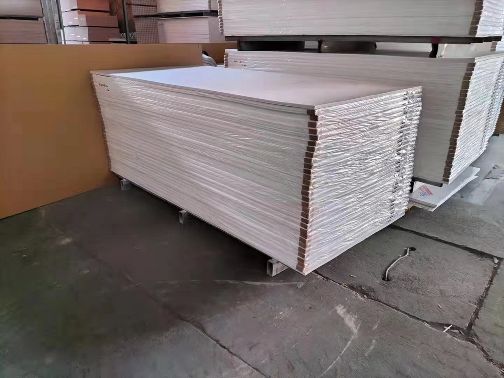 15mm White Waterproof PVC Foam Board Fireproof PVC Sheet PVC Celuka Foam Board