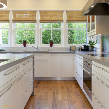 Good Price Fashionable PVC Membrane Quartz Stone Kitchen Cupboard White Shaker Kitchen Cabinets